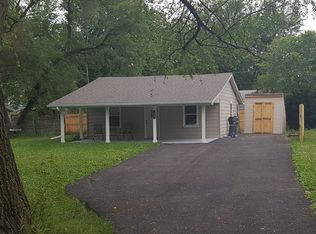 607 S Calhoun St, Aurora, IL 60505