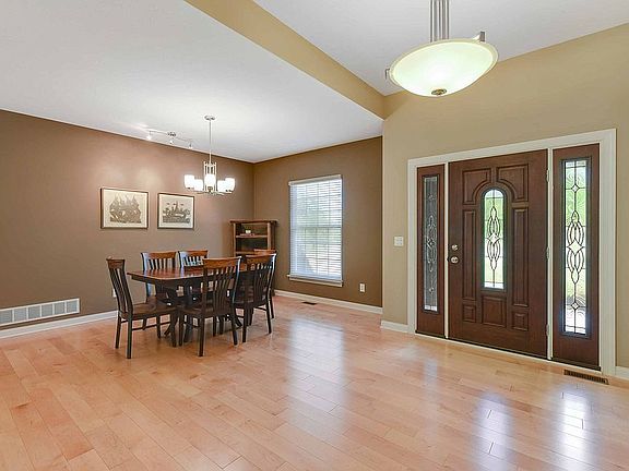 2nd image of 4580 Sunset Cove Dr