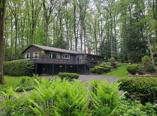 115 Halfway Rd, Jamestown, PA 16134