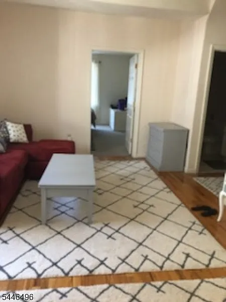 1 bed, 1.0 bath, $1,925 — Photo 2