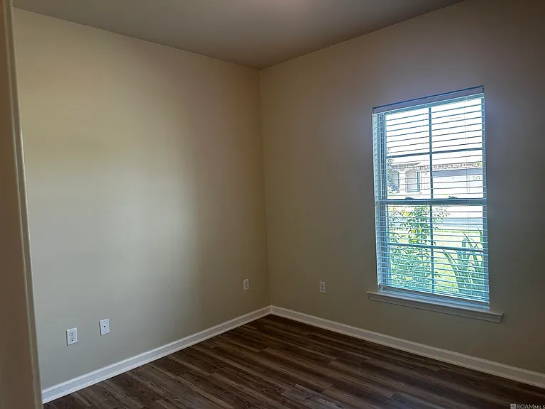 15359 Mossystone Dr — Photo 10