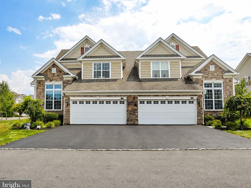1st image of 171 Iron Hill Way