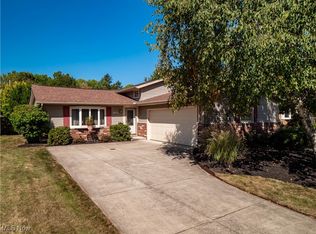 11228 Gordon Dr, Parma, OH