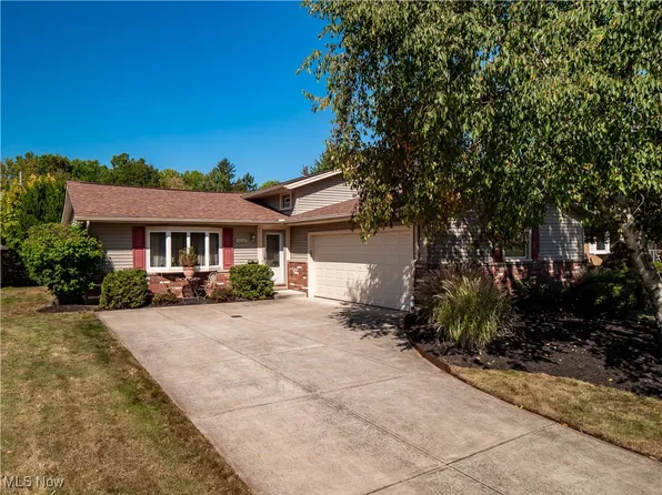 11228 Gordon Dr, Parma, OH 44130