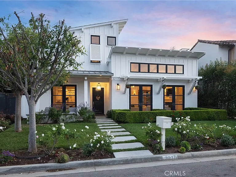 2217 Laurel Pl — Photo 31