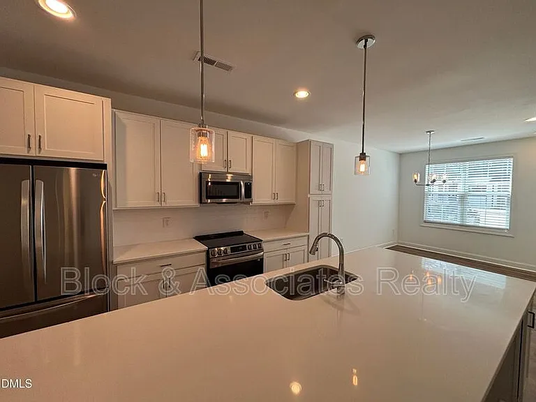 5710 Parker Pines Ct — Photo 35