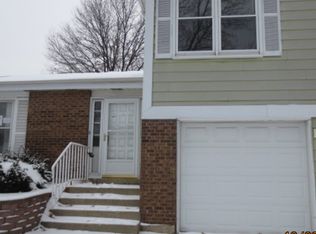 1954 Aspen Ln, Glendale Heights, IL