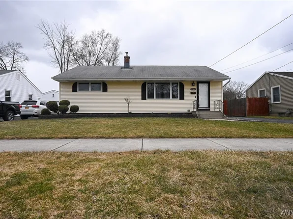 1044 99th St, Niagara Falls, NY 14304