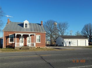 304 Main St, Red Bud, IL 62278