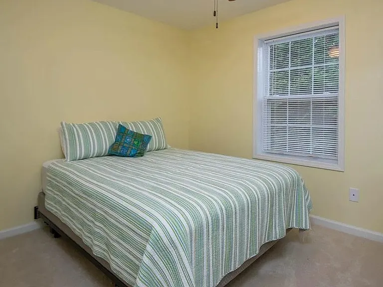 21 Kirby Rd — Photo 7