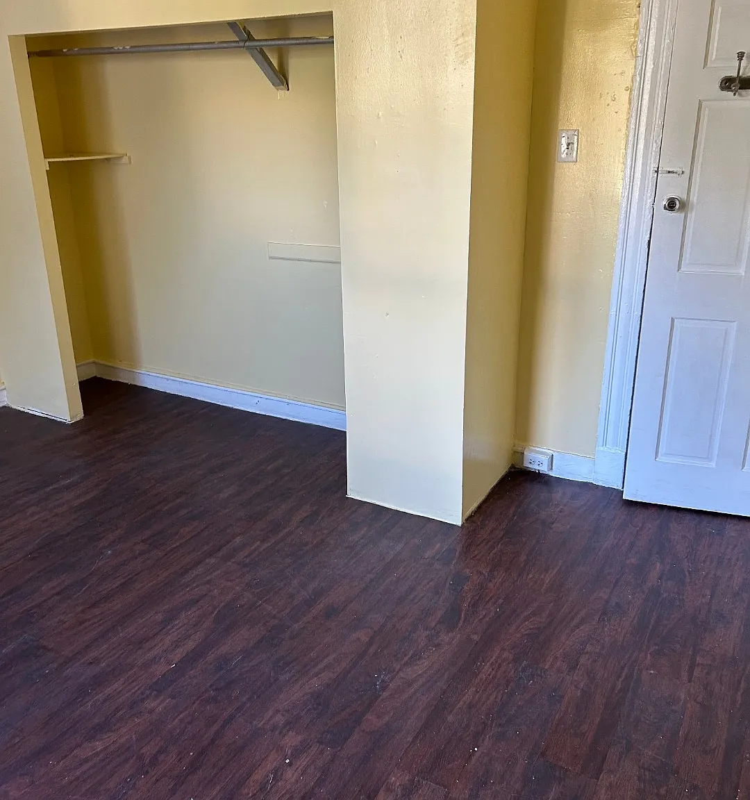 434 Baldwin St — Photo 4