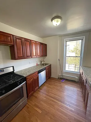 Rented by Pear NYC LLC | media 11