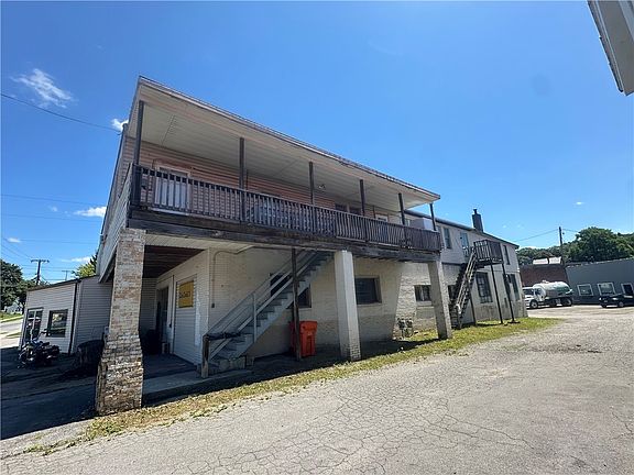 5th image of 549 E Mahoning St
