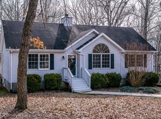 14 Possum Ln, Palmyra, VA 22963