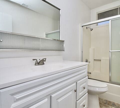5th image of 49144 Matzene Dr