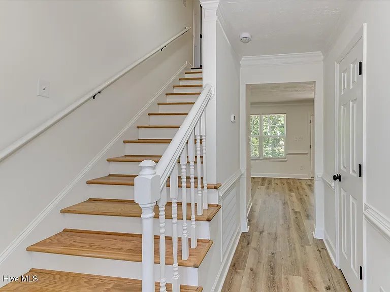 4688 Perry Mill Cir — Photo 6