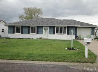 5627 W Cherokee Path, Peoria, IL 61607
