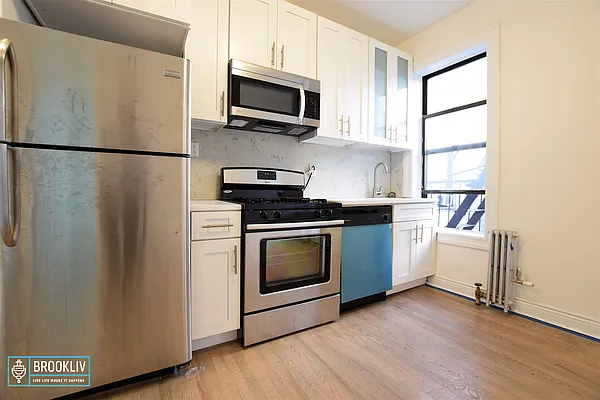 Rented by null | media 8