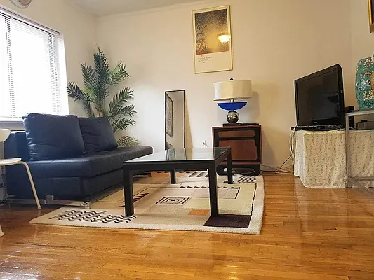 Rented by Triumph Property Group | media 3