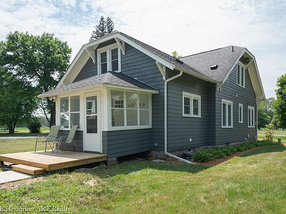 4th image of 7016 N Riverview Dr