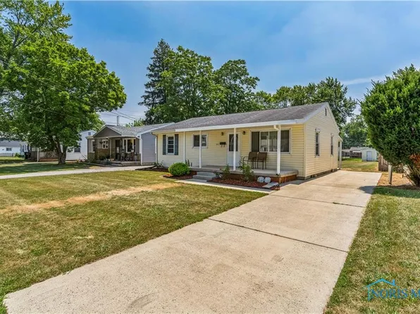 613 Davis St, Findlay, OH 45840