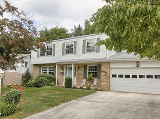 110 Harrison Dr, New Cumberland, PA 17070