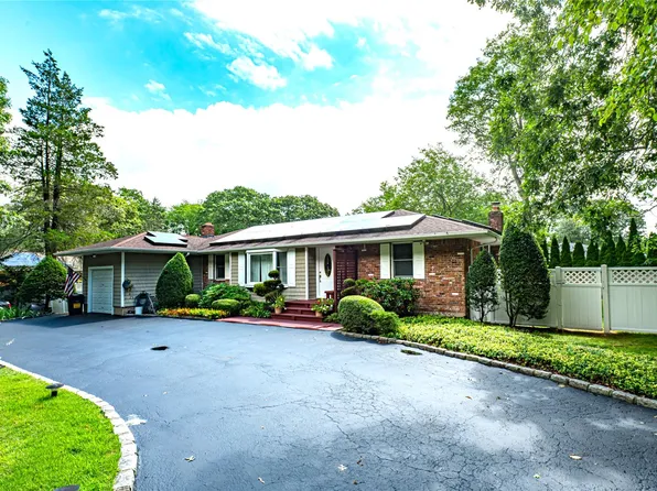 117 Pond Path, Centereach, NY 11720