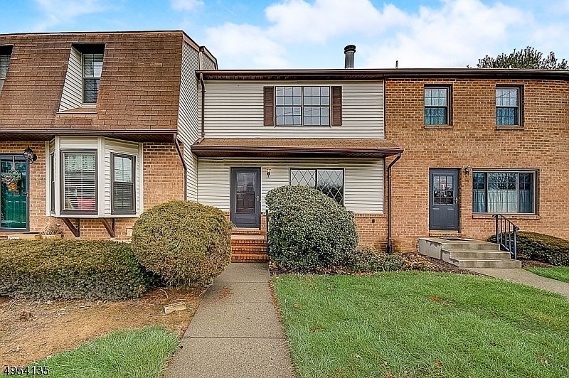 2nd image of 276 Riva Dr