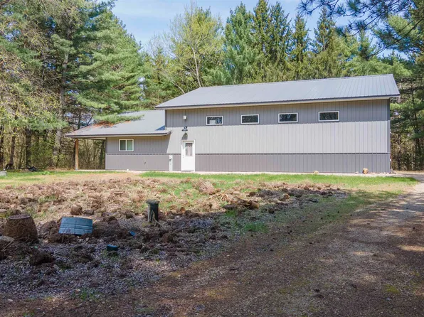 W10236 Buttercup Ave, Wautoma, WI 54982