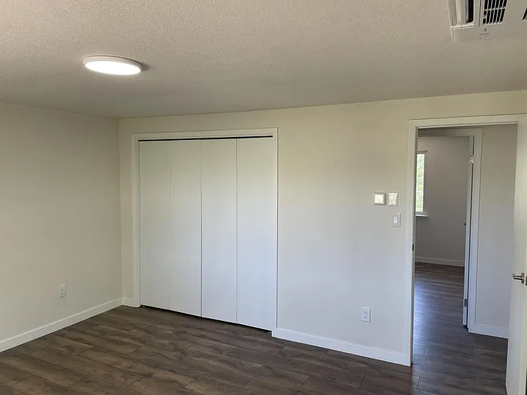 9949 Tammy Ln — Photo 12