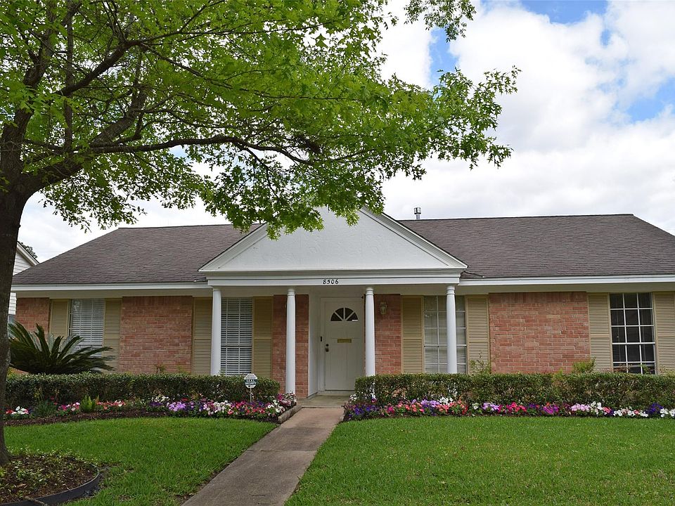 1st image of 8506 Langdon Ln