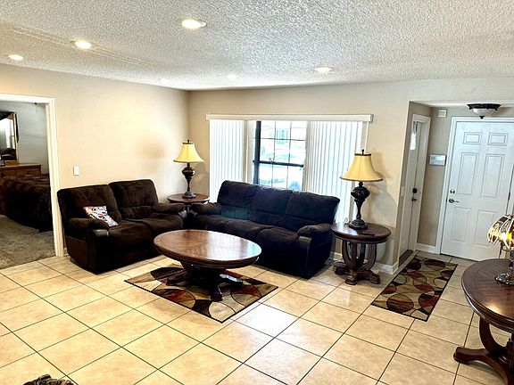 4th image of 4171 NW 113 Avenue