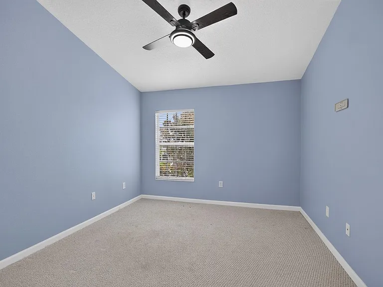 10137 Pink Palmata Ct — Photo 22
