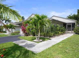 2482 Bedford Mews Dr, Wellington, FL 33414
