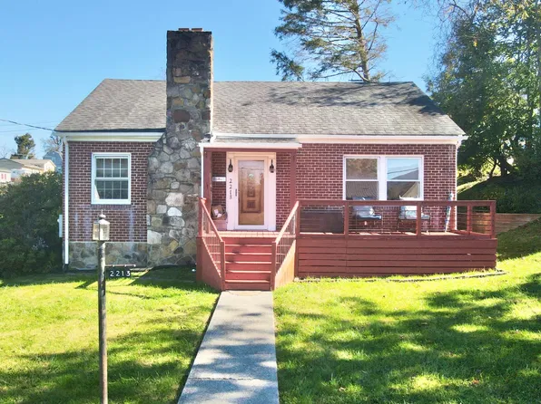 2213 Dearborn Ave, Bluefield, WV 24701