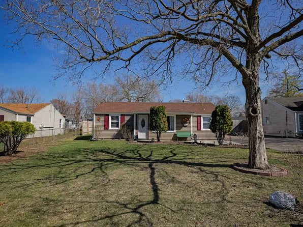 1232 Lebanon St, Montgomery, IL 60538