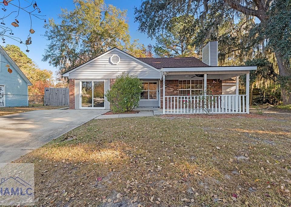 1st image of 207 Whippoorwill Ln E