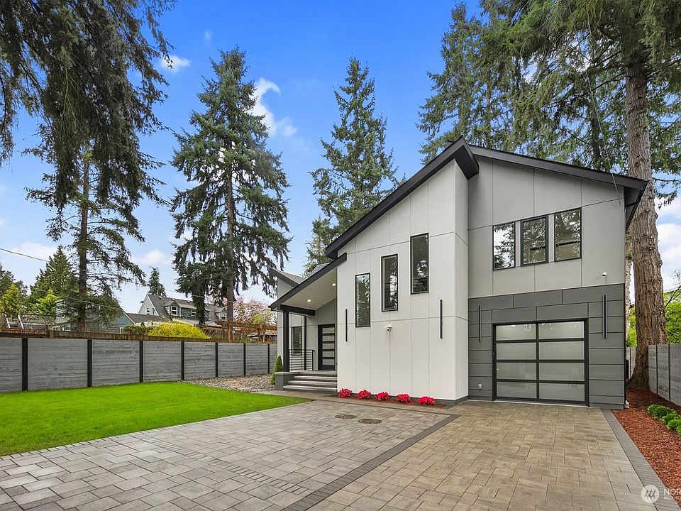 1st image of 10044 Sand Point Way NE