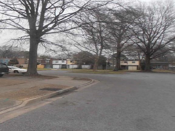 5th image of 1230 Underwood Ave
