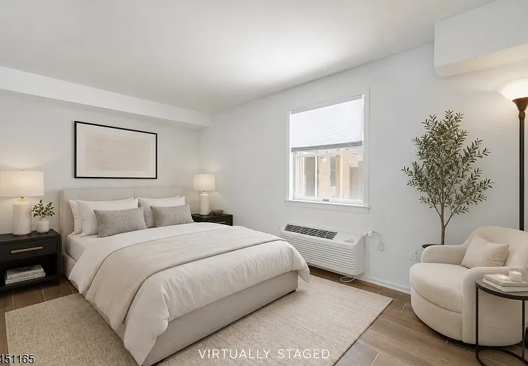 50 Pine St #211 — Photo 12