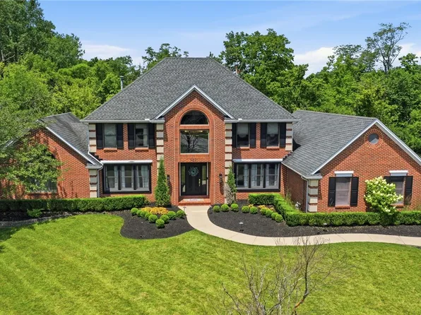 9221 Sycamore Springs Ct, Dayton, OH 45458