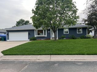 9383 Union Terrace Ln N, Maple Grove, MN 55369