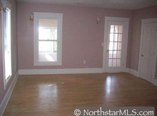 1119 4th St NE, Minneapolis, MN 55414