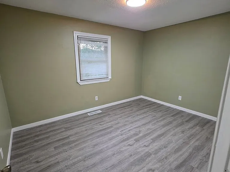 2318 Hackberry Ct — Photo 11