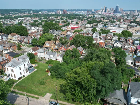 42 17th St, Newport, KY 41071