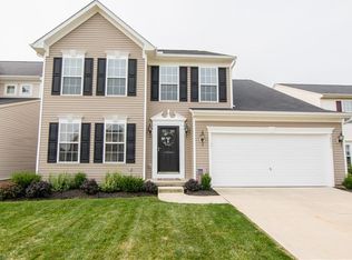 38033 Edge Meadow Ct, North Ridgeville, OH 44039