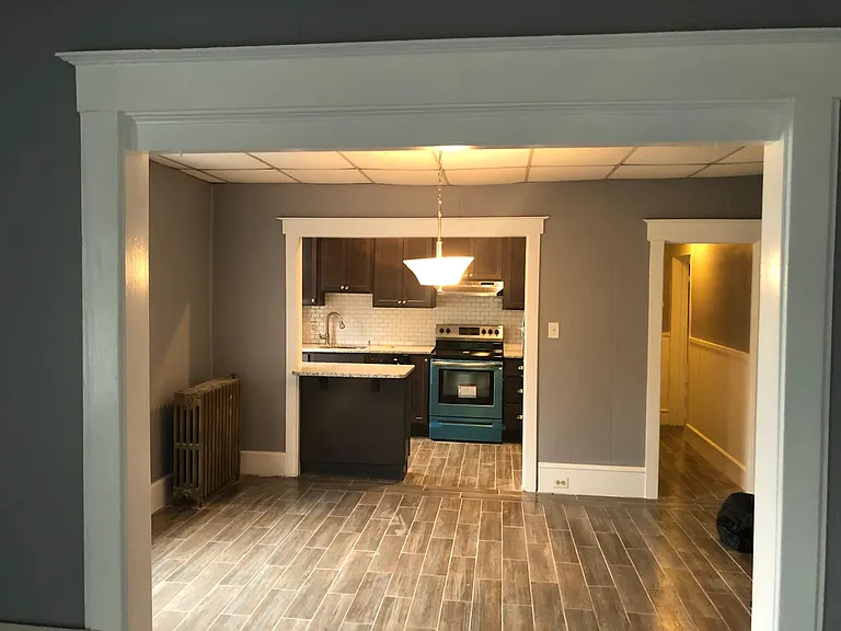 217 Kings Hwy E #2 — Photo 3
