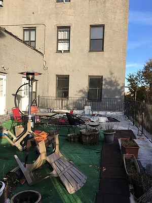Rented by City Vista Inc | media 68
