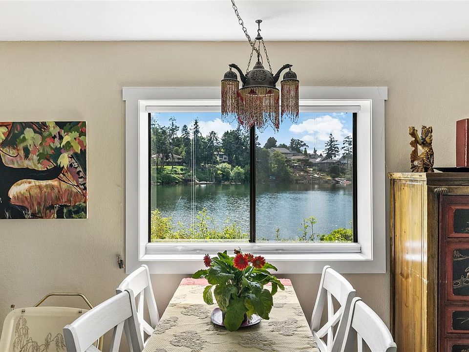 1st image of 71 Gorge Rd W #103