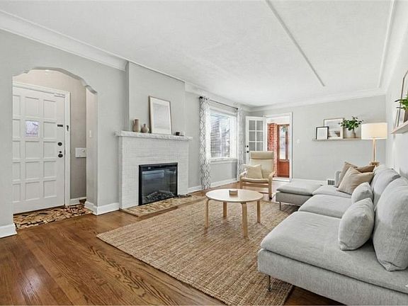 5th image of 7416 Walnut St